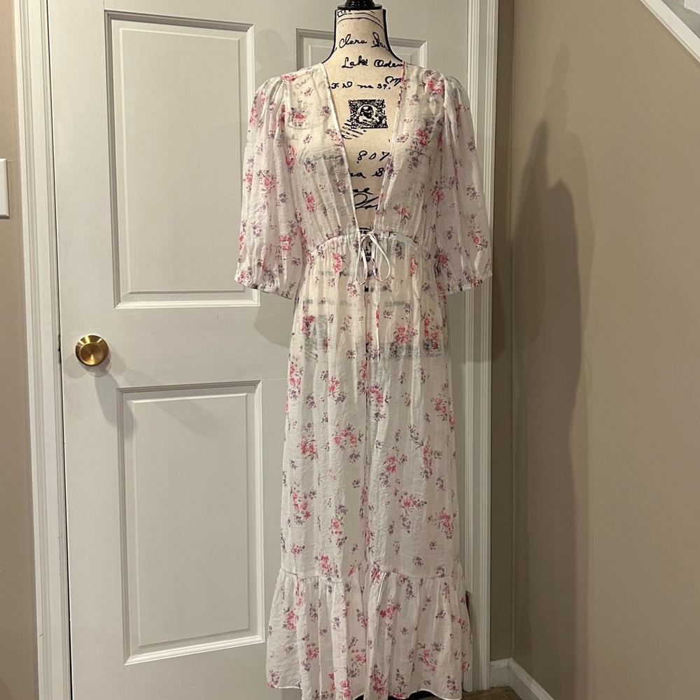 Vince Camuto Garden Romance Waist Tie Robe - Picture 11 of 16